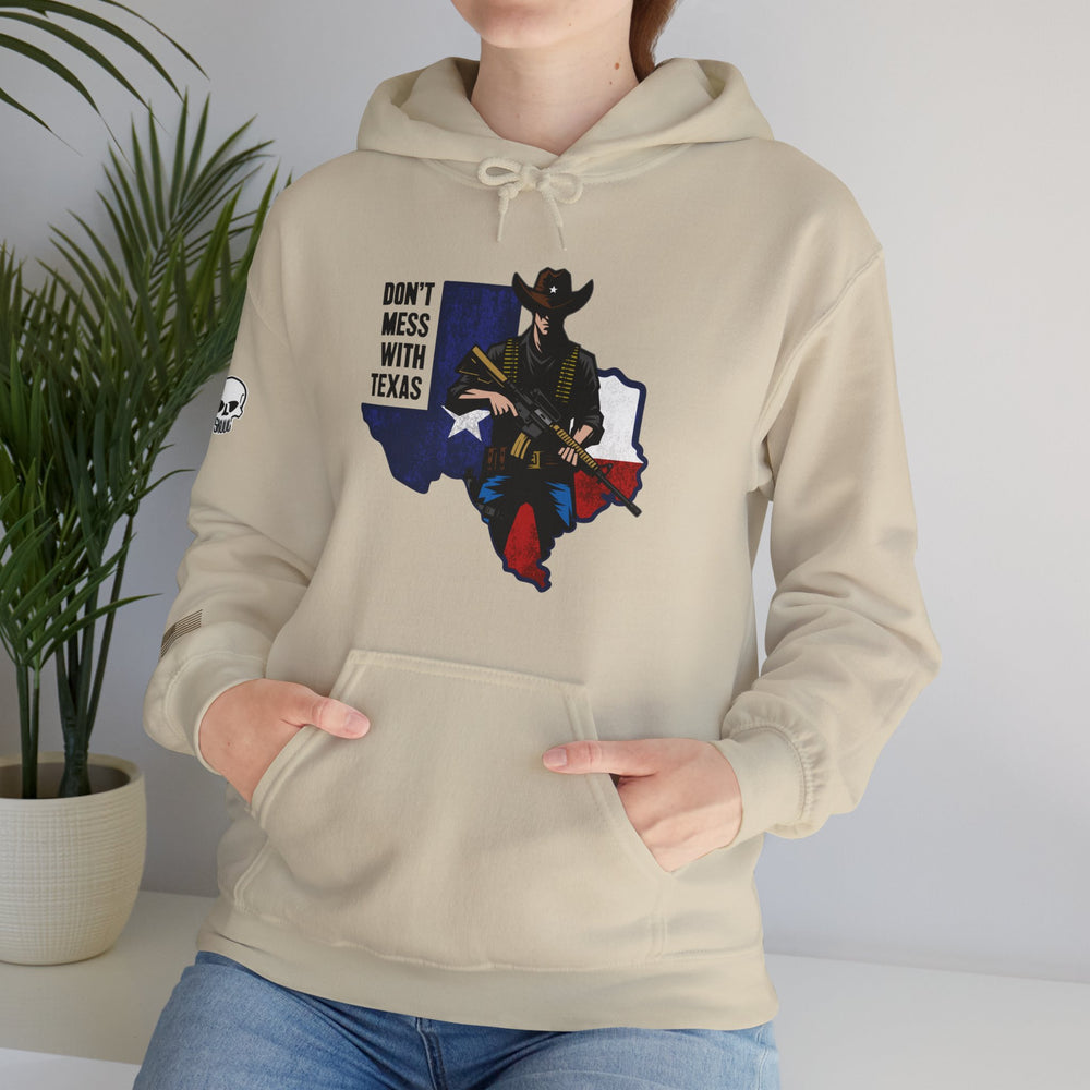 DON'T MESS WITH TEXAS STATE COWBOY HOODIE