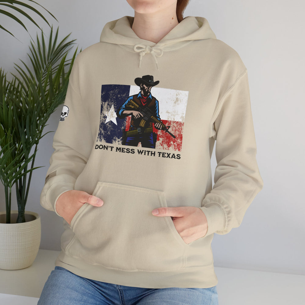 DON'T MESS WITH TEXAS COWBOY HOODIE