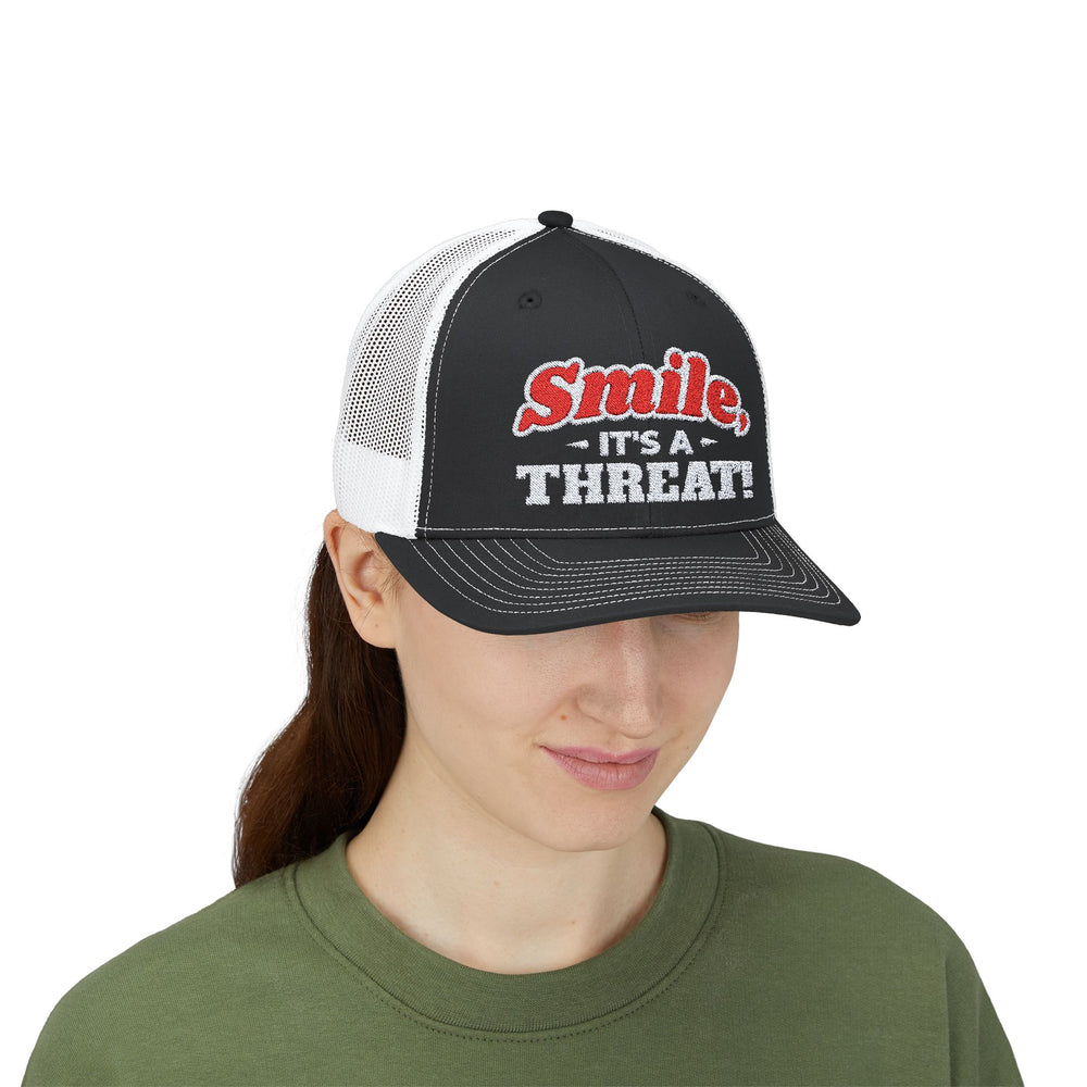SMILE SNAP TRUCKER HAT