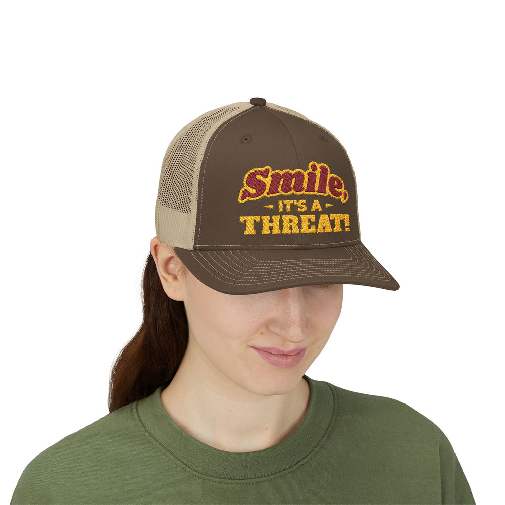 SMILE SNAP TRUCKER HAT