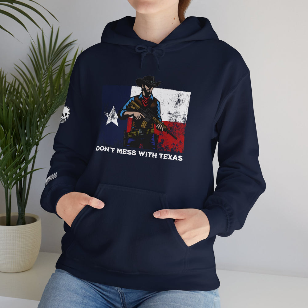 DON'T MESS WITH TEXAS COWBOY HOODIE